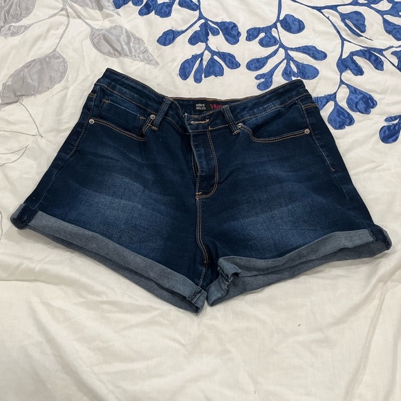 YMI Jean Shorts - Picture 1 of 4